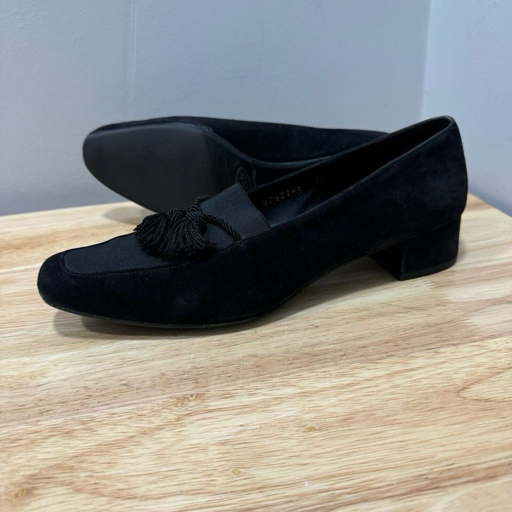 Salvatore Ferragamo Heels Womens 8 B Black Suede Tassels Preppy Office Classic‎